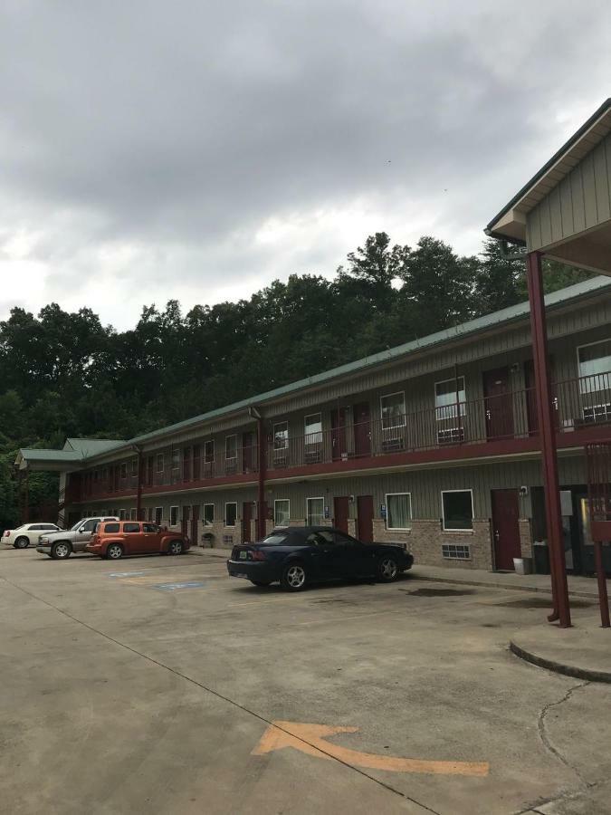 City Heart Inn & Suites Piedmont Экстерьер фото